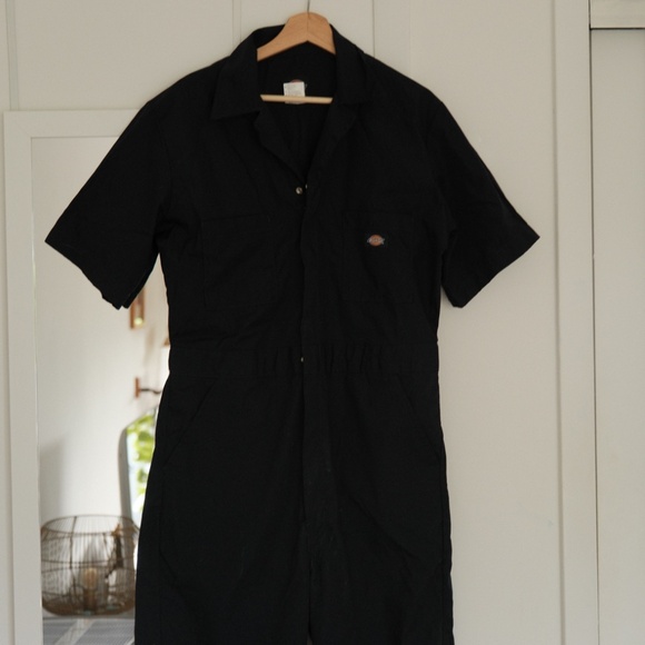 Dickies Navy Short-Sleeve Coveralls – Classic Workwear Jumpsuit (Men’s Medium) - Picture 3 of 7